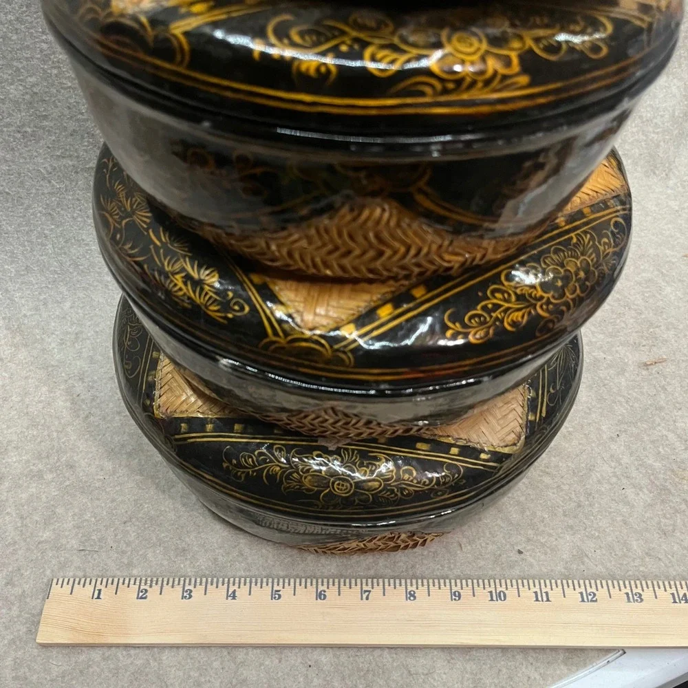 Vintage Hand Painted Black and Gold Lacquer Woven Straw Asian Nesting Boxes‎ Set